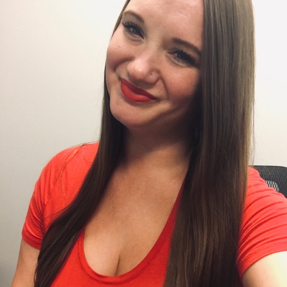 Stephanie - Picture 2 of 5